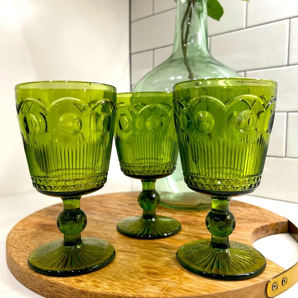 St Genevieve Green by BARTLETT COLLINS Vintage Pressed Glass Water Glasses